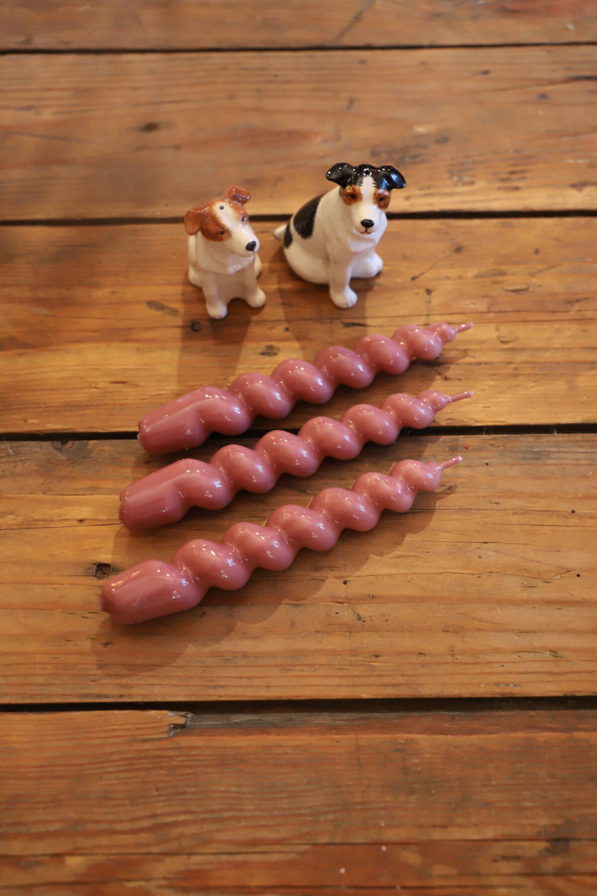 Estuche 4 velas espiral rosa empolvado