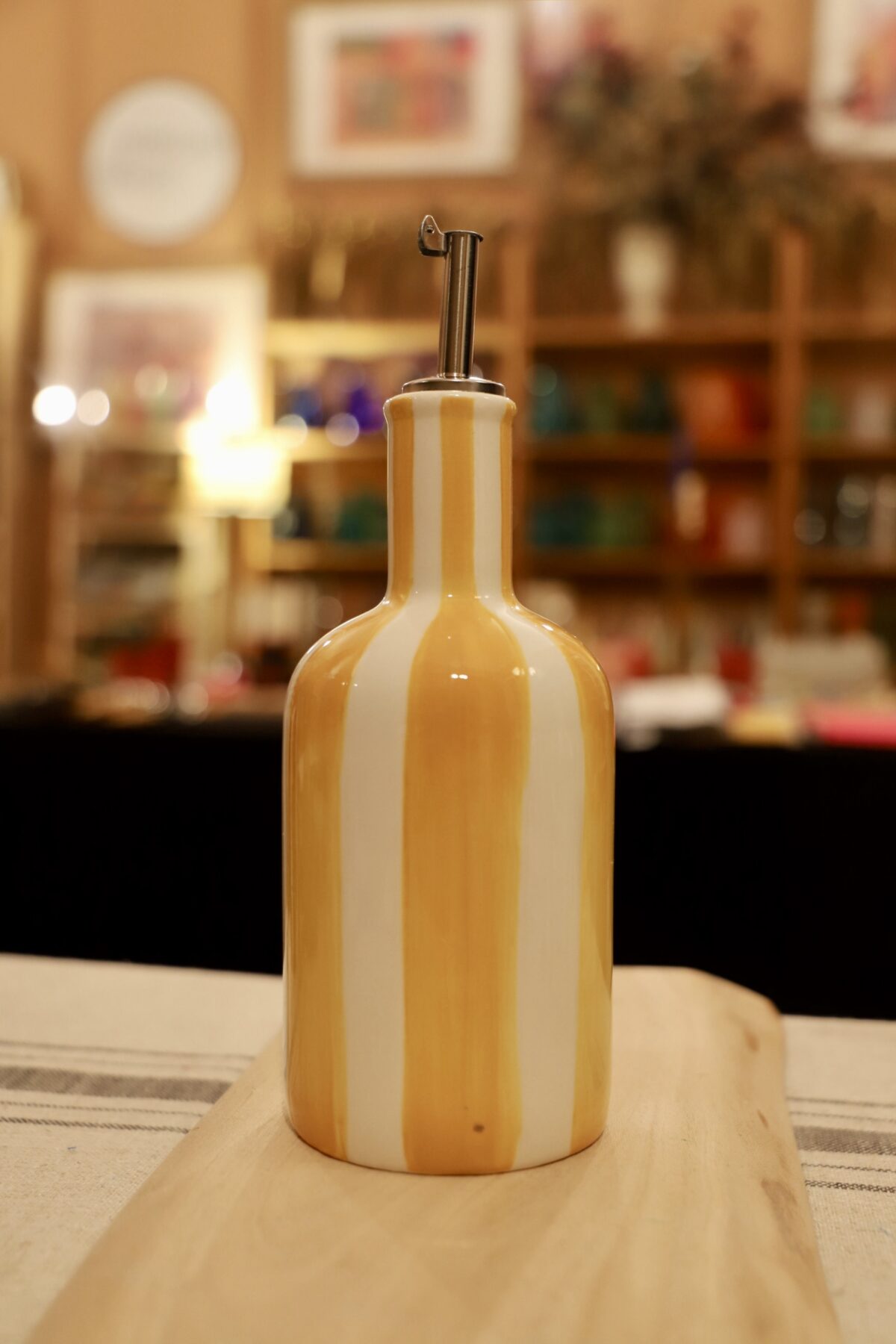 Aceitera cerámica mostaza